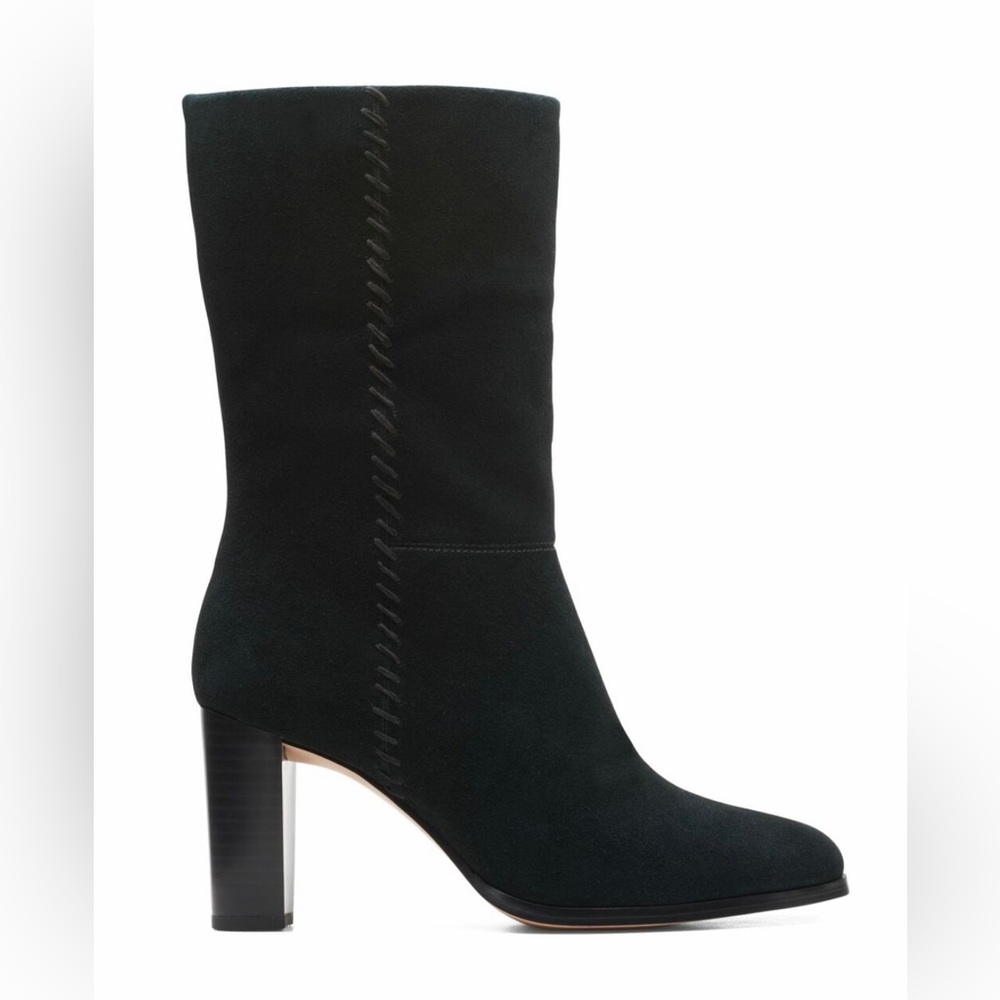 NEW! Clarks Karamo Mid Black Suede Boots. Slip on. Sz 6.5.